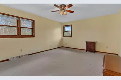 311 E Oak Avenue, Olivia, MN 56277 - Photo 14