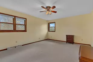 311 E Oak Ave, Olivia, MN 56277 - Photo 14