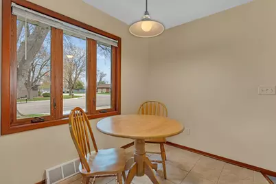 311 E Oak Avenue, Olivia, MN 56277 - Photo 12