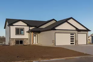 424 Amco Ln, Chatfield, MN 55923 - Photo 2