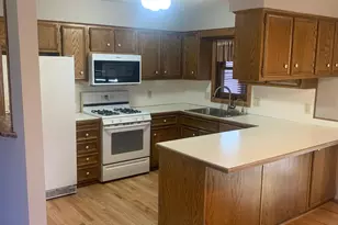 1705 Allison Dr, Northfield, MN 55057 - Photo 2