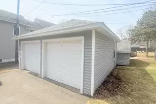 1854 Roblyn Ave, Saint Paul, MN 55104 - Photo 40