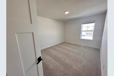 5279 Long Pointe Pass, Woodbury, MN 55129 - Photo 12