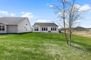 4711 Schilling Ct, Woodbury, MN 55129 - Photo 30