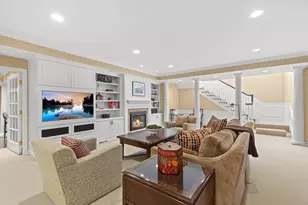 546 Harrington Rd, Wayzata, MN 55391 - Photo 24