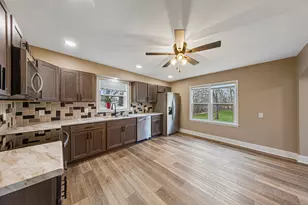 414 River St, Waterville, MN 56096 - Photo 10