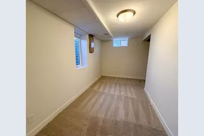 5918 Zenith Avenue N, Brooklyn Center, MN 55429 - Photo 20