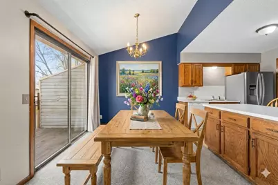 995 Heritage Court E #303, Vadnais Heights, MN 55127 - Photo 6