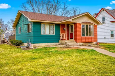 645 W 3rd Street, Rush City, MN 55069 - Photo 2