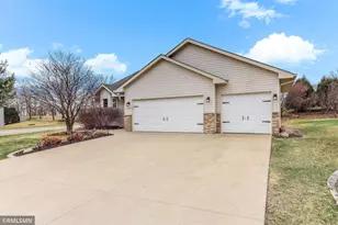 614 Buffalo Hills St, Buffalo, MN 55313 - Photo 2