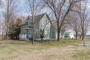 5822 500th Ave, Bricelyn, MN 56014 - Photo 1