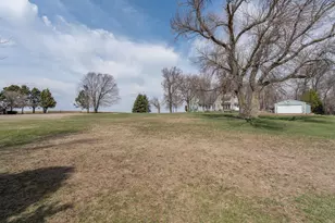 5822 500th Ave, Bricelyn, MN 56014 - Photo 40