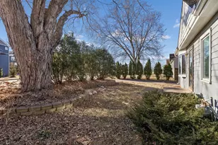 654 8th Ave NW, New Brighton, MN 55112 - Photo 6