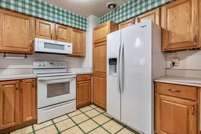 413 E St. Charles Avenue, Fergus Falls, MN 56537 - Photo 10