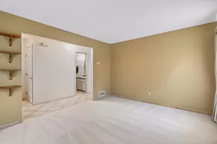 13820 Sunset Lake Dr, Burnsville, MN 55337 - Photo 10