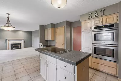 13820 Sunset Lake Drive, Burnsville, MN 55337 - Photo 4