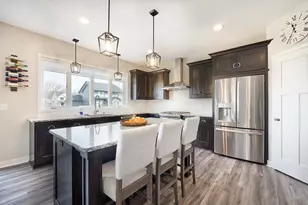 429 Mario Dr, Vadnais Heights, MN 55127 - Photo 4