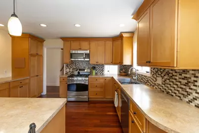 1440 Belmont Lane W, Roseville, MN 55113 - Photo 8