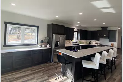 1084 W Lake Drive, Detroit Lakes, MN 56501 - Photo 10