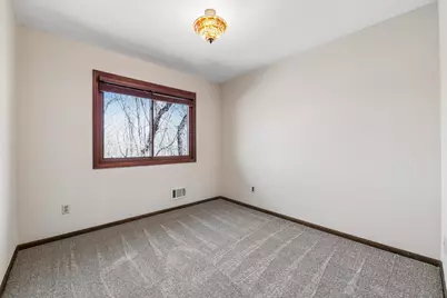 151 Choctaw Circle, Chanhassen, MN 55317 - Photo 32