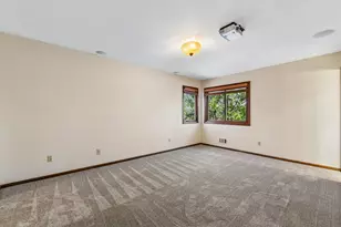 151 Choctaw Cir, Chanhassen, MN 55317 - Photo 28