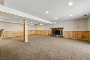 151 Choctaw Cir, Chanhassen, MN 55317 - Photo 38