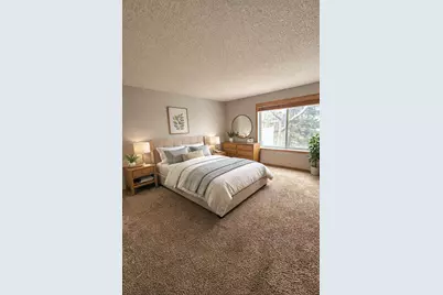 9006 Preserve Trail, Savage, MN 55378 - Photo 2