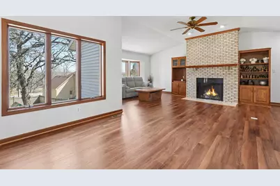 2242 Jennifer Lane, North Saint Paul, MN 55109 - Photo 2