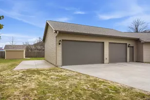 137 Rhame Ave, Red Wing, MN 55066 - Photo 12