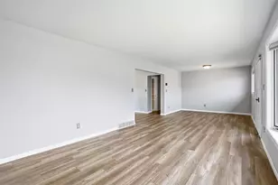 137 Rhame Ave, Red Wing, MN 55066 - Photo 14