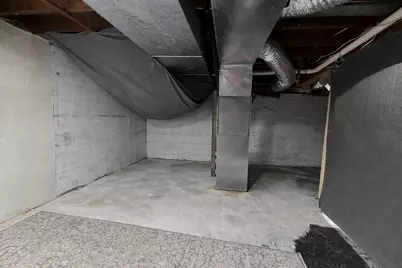 319 Crocker Avenue N, Thief River Falls, MN 56701 - Photo 12