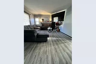 319 Crocker Avenue N, Thief River Falls, MN 56701 - Photo 2