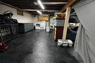 319 Crocker Ave N, Thief River Falls, MN 56701 - Photo 10