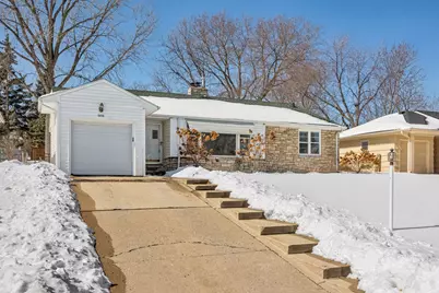 5616 Beard Avenue S, Edina, MN 55410 - Photo 2