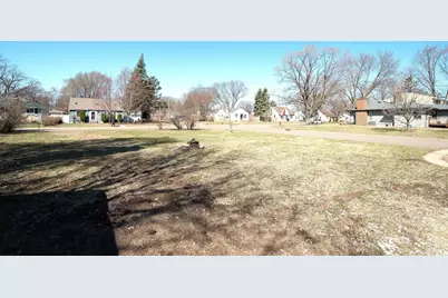 4370 Adair Avenue N, Crystal, MN 55422 - Photo 22