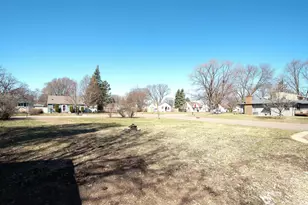 4370 Adair Ave N, Crystal, MN 55422 - Photo 22