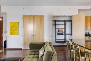 201 S 11th St, Minneapolis, MN 55403 - Photo 20