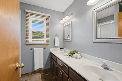 20933 Jamestown Avenue, Lakeville, MN 55044 - Photo 24