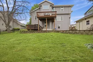 20933 Jamestown Ave, Lakeville, MN 55044 - Photo 4
