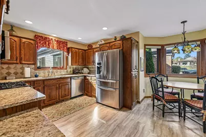 11325 57th Avenue N, Plymouth, MN 55442 - Photo 18