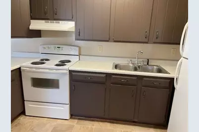 936 6th Street NE #2N, Staples, MN 56479 - Photo 2