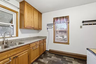 227 Maryland Avenue W, Saint Paul, MN 55117 - Photo 8