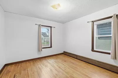 227 Maryland Avenue W, Saint Paul, MN 55117 - Photo 16