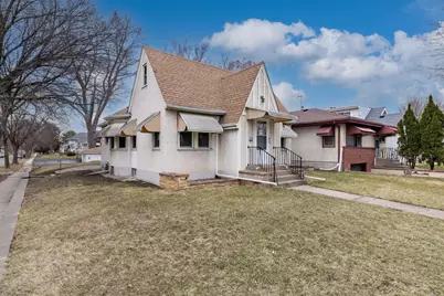 227 Maryland Avenue W, Saint Paul, MN 55117 - Photo 2