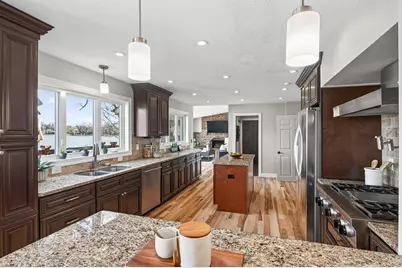 1724 19th Terrace NW, New Brighton, MN 55112 - Photo 2