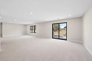 3916 Mcmenemy St, Vadnais Heights, MN 55127 - Photo 28