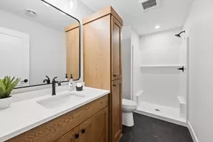 3916 Mcmenemy St, Vadnais Heights, MN 55127 - Photo 34