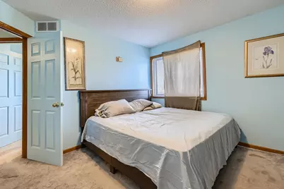 915 Harmony Path, Norwood Young America, MN 55397 - Photo 12