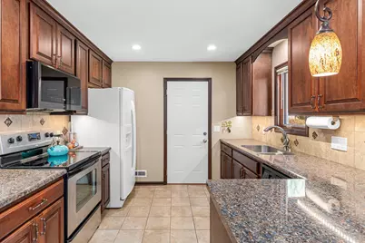 9644 107th Avenue N, Maple Grove, MN 55369 - Photo 4