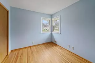 2800 Longview Dr, North Saint Paul, MN 55109 - Photo 10